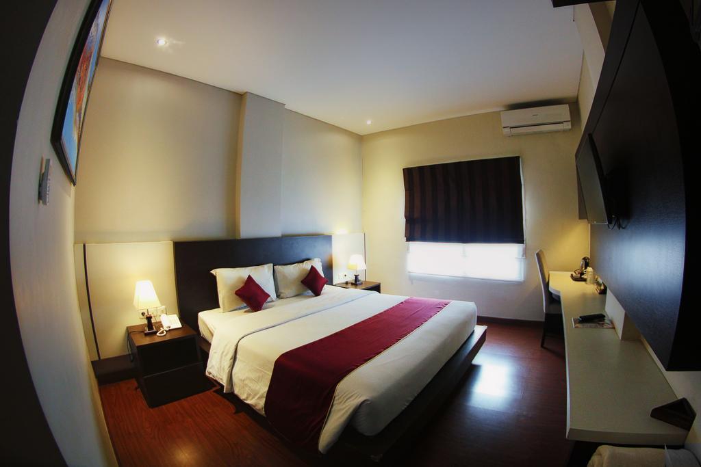 Sutan Raja Guest House Bandung Exterior foto